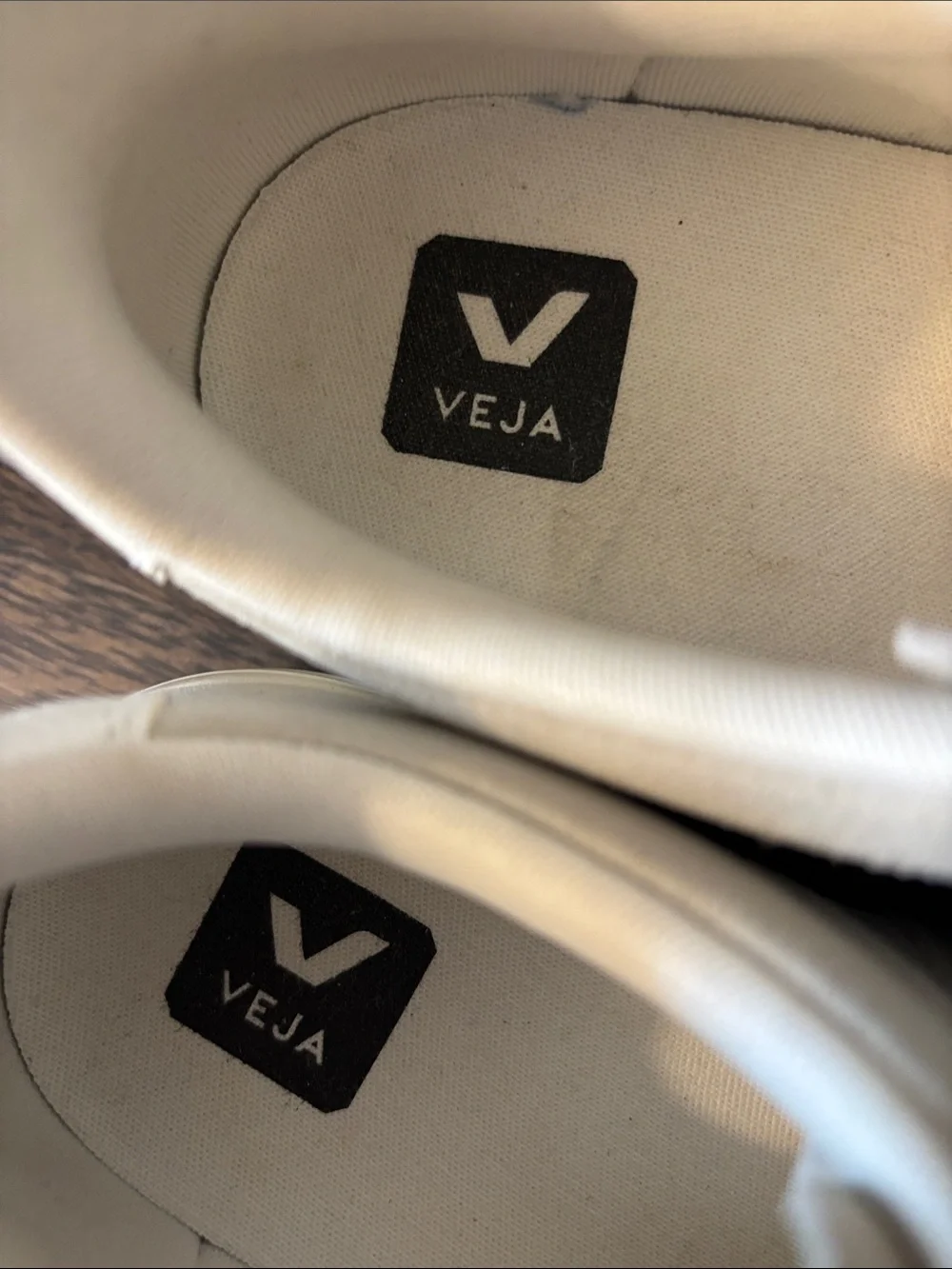 Veja Women’s Campo Suede Low-Top Natural White Sneakers 8 - Picture 7 of 10